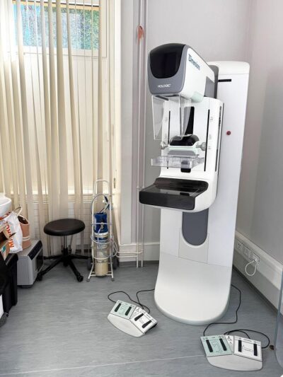 Mammographe hologic 3dimensions 2d aws 9000 avec détecteur sélénium amorphe